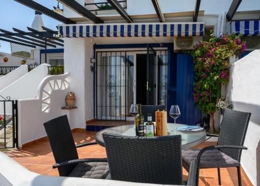 Beach Side Apartments Calahonda Sitio de Calahonda Zewnętrze zdjęcie