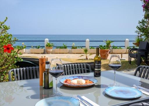Beach Side Apartments Calahonda Sitio de Calahonda Zewnętrze zdjęcie